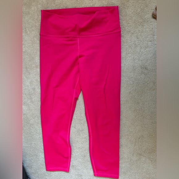 Fabletics Powerhold capris - Picture 1 of 1